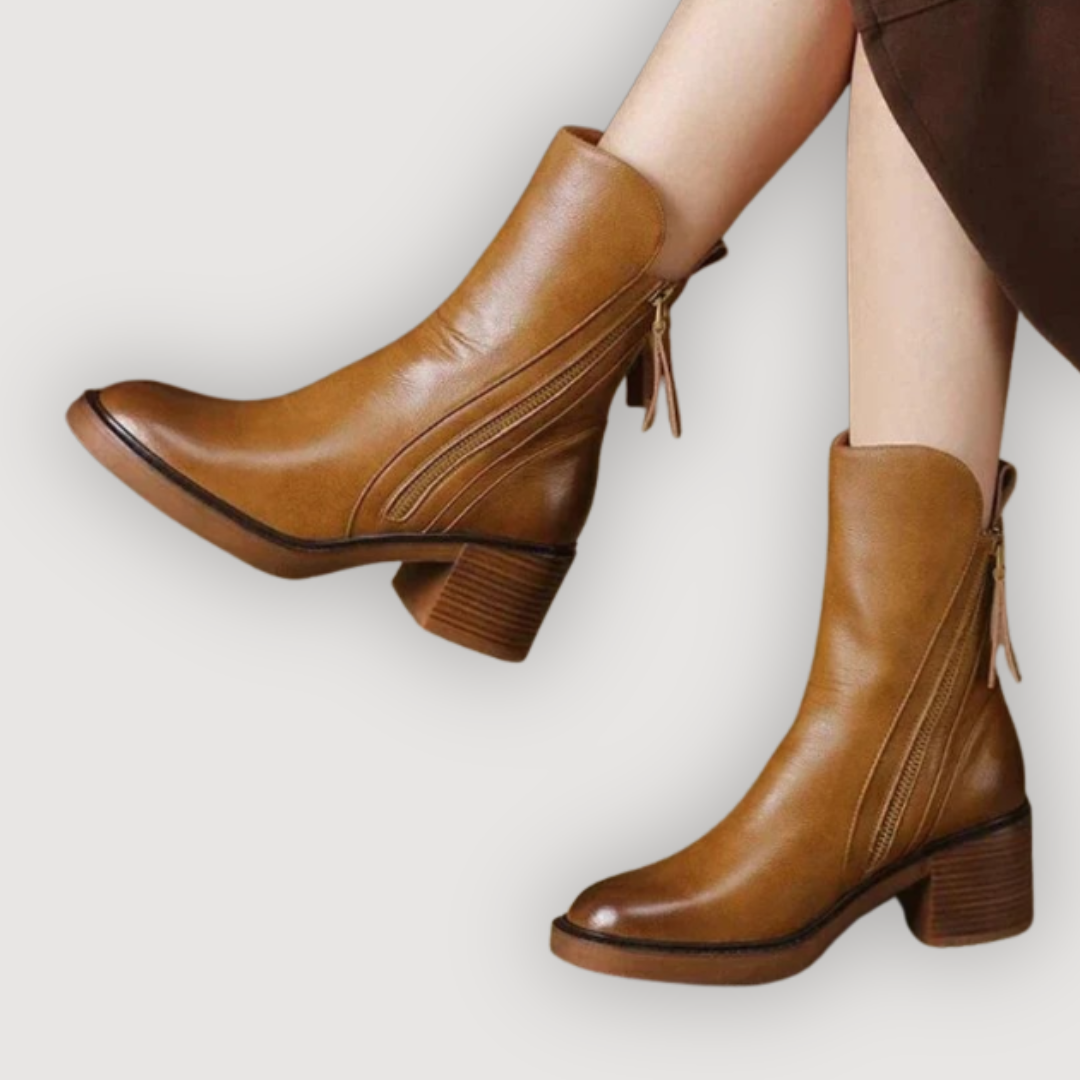 NOA – CHIC ANKLE BOOTS