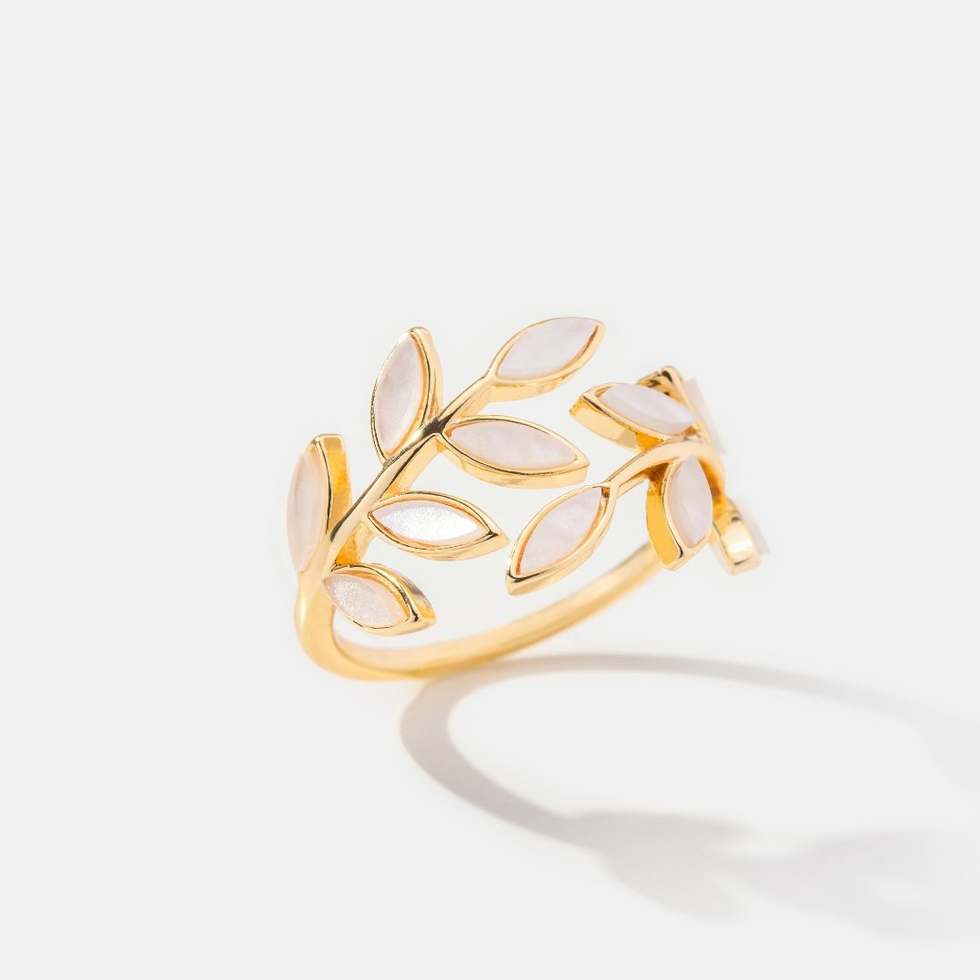 ELSWORTH – LEAFY GOLD RINGS